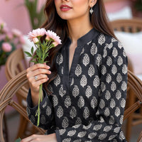 Fiza Mariyam Khaddar D-351