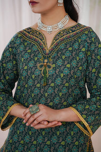 AIRA FESTIVE EMB D-03