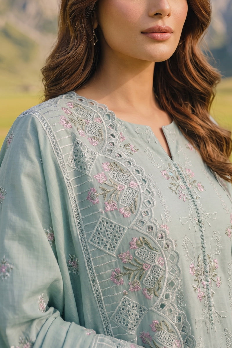Miraas Unstitch Emb Khaddar D-689