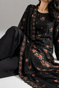 Jumana Embroidered Winter D-812
