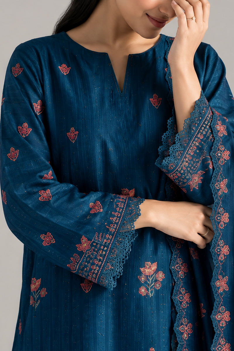Jumana Embroidered Winter D-814