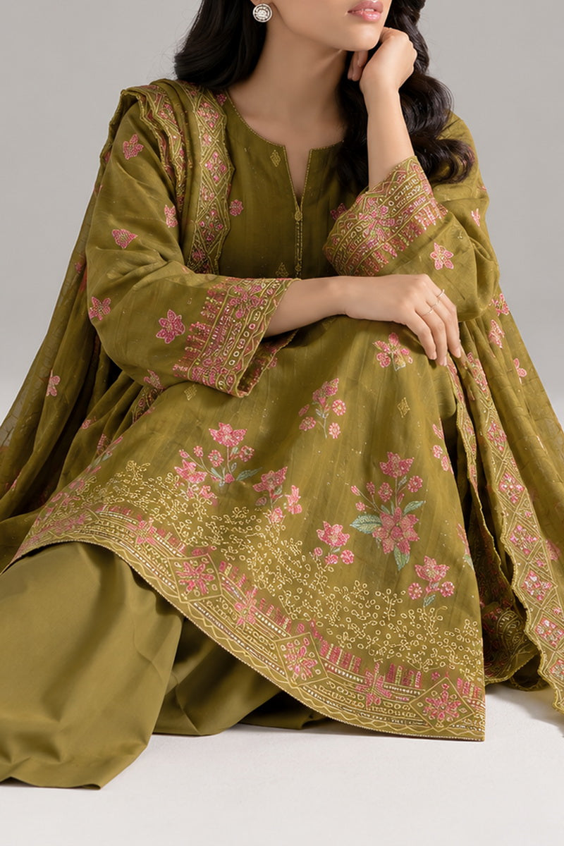Jumana Embroidered Winter D-818