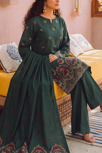 Areena Embroidered Winter D-826