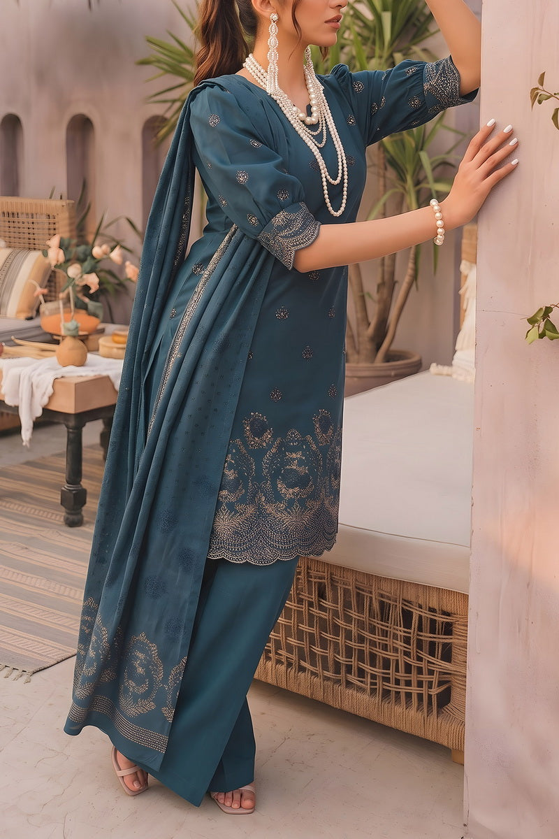 Areena Embroidered Winter D-827