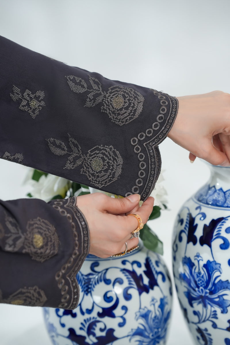 Miraas Emb Dhanak D-46